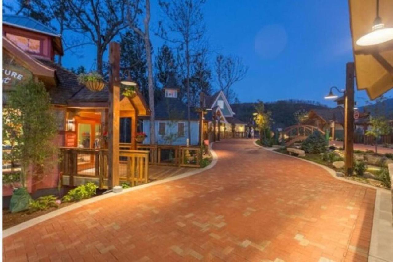Gt307 Romantic Condo Downtown Gatlinburg & Pool Exterior foto